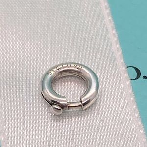 Tiffany & Co (1) Silver Round Clasp Loop Ring for Charm Bracelet or Necklace